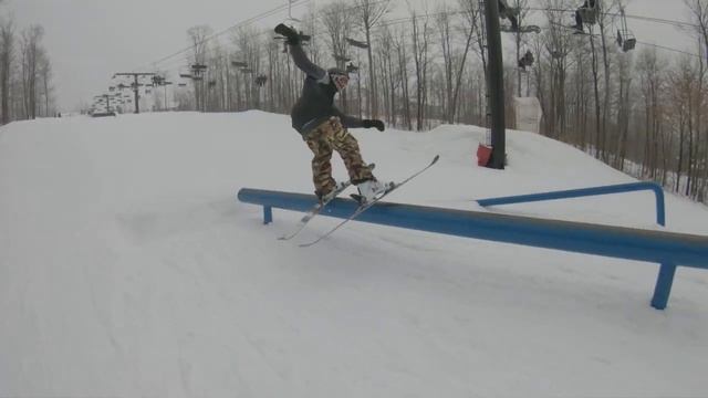 FIRST 3 SKI TRICKS TO LEARN BEFORE THE TERRAIN PARK!! смотреть онлайн