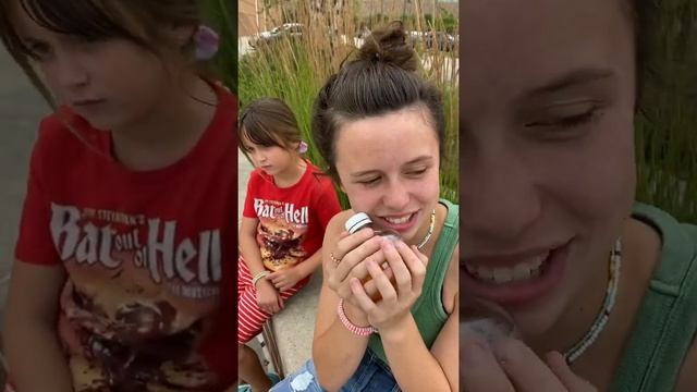 ? Apple Juice sounds like apple when you bite plastic. TikTok Viral Video: Martinelli’s Gold medal.