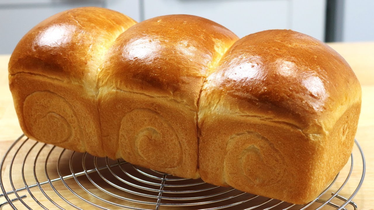 Хлеб молочный рецепт. Японский хлеб Хоккайдо. Молочный хлеб Хоккайдо. Японский заварной хлеб Хоккайдо молочный.