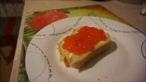 Готовим бутерброды с красной икрой