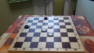 Как выиграть четырьмя дамками против двух? Русские шашки. Эндшпиль.