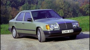 Распаковка: Mercedes-Benz 260E W124 (1984г.) 1:18 (IXO)