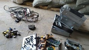 В ПОИСКАХ МЕДИ И ЛАТУНИ! ПОИСК МЕТАЛЛОЛОМА И АЛЮМИНИЕВЫХ БАНОК! Добываю медь!