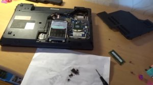 как почистить ноутбук леново G570 от пыли, чтобы не грелся
