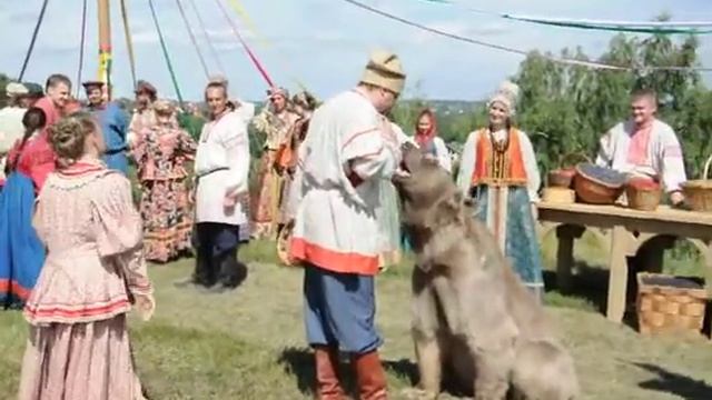 Дрессированный медведь на праздник 8 901 544 47 23 смотреть онлайн