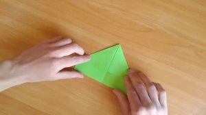 How to make the traditional origami boat