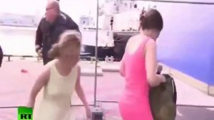 Пусси Райот в Сочи высекли казаки Pussy Riot in Sochi