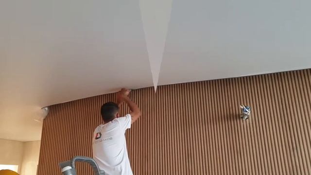 ✔️ Монтаж натяжных потолков с контурным профилем и диодной лентой Сочи смотреть онлайн