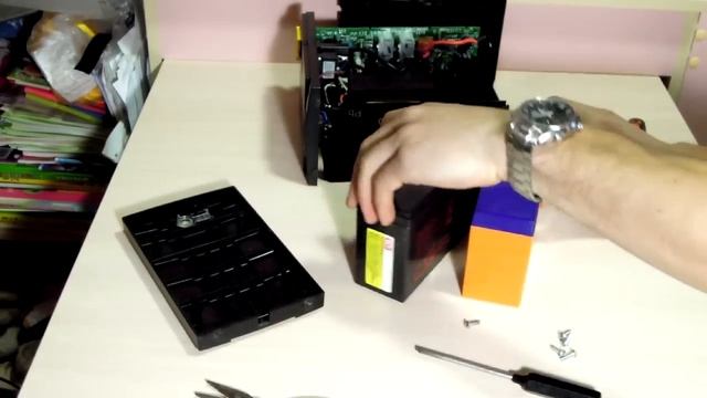 Ремонт: замена батареи в Back-UPS RS 500 смотреть онлайн