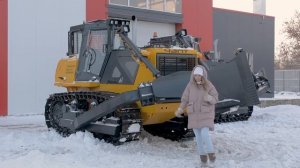 Бульдозер для подготовки почвы под посадку лесных культур; для пахоты противопожарных полос