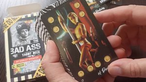 обзор колоды карт таро Bad ass tarot deck