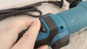 УШМ. C регулировкой оборот.