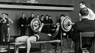 1969 год. Тюмень. Международные соревнования по тяжелой атлетике.