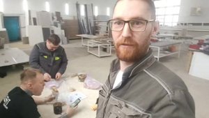 Как подготовить листы шпона перед поклейкой на стену, краткая инструкция для начинающих мебельщиков