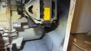 Запуск стиралки Samsung - все работает но не стартует.