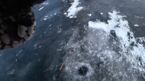 РЫБАЛИТЬ НЕ ДАЛИ,ЗАТО СПАСАЛ МАШИНЫ ПРОВАЛИВШИЕСЯ ПОД ЛЁД