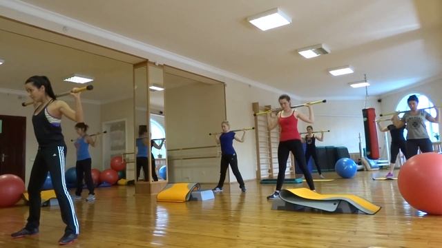 Тренировка с Бодибаром. Лидия Чамата проводит Силовой Тренинг в Фитнес-Центре АСИК (часть 7)