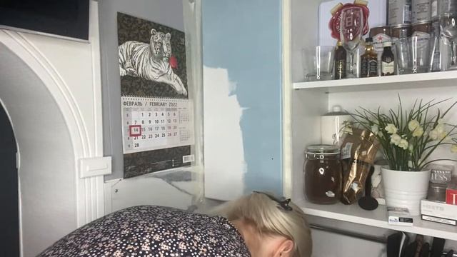 ИЗМЕНИЛА КУХНЮ за 600 рублей своими руками, как и чем покрасить глянцевые фасады кухни