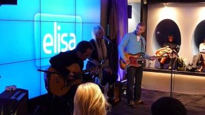 Chisu - Vapaa ja yksin - Live - Lasipalatsi Elisa Studio