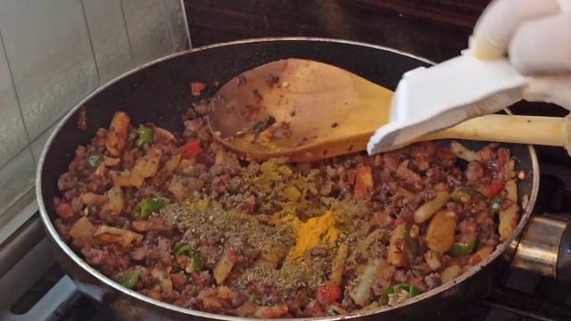 طبخ اطيب والذ وجبة غداء الدقة اليمنية الناشفة بطريقة امي الله يرحمها ومتبل الباذنجان❤ смотреть онлайн