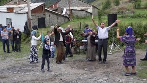 БОМБОВАЯ СВАДЬБА В ВЫСОКОГОРНОМ СЕЛЕ ДАГЕСТАНА.