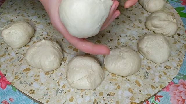 БЕЛЯШИ С МЯСОМ как на рынке, как на вокзале? Универсальное тесто для беляшей и пирожков??