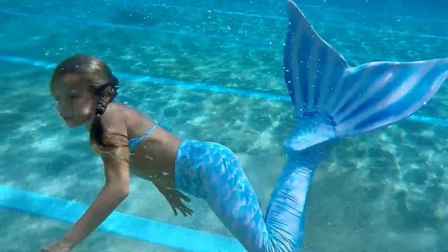 Мой новый хвост русалки - Эльзы. Плаваю с хвостом русалки! смотреть онлайн