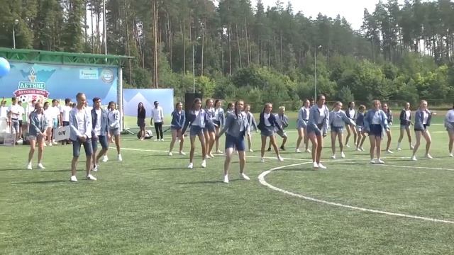 Праздник детства, творчества и спорта смотреть онлайн