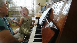Ярослава Лемешкина, 4 года. "Ах ты, зимушка-зима", обр. И.Берковича