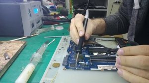 Почему процессор работает на заниженной частоте?