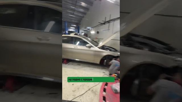 Быстрая экскурсия по ремонту наших авто смотреть онлайн