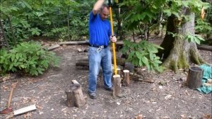 Разные способы как наколоть дров.