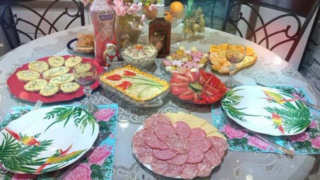 Красивый зимний вечер✨? и романтический ужин при свечах ? Отмечаем семейный праздник??домашнее виде смотреть онлайн