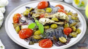 СКУМБРИЯ, ЗАПЕЧЁННАЯ С ПОМИДОРАМИ