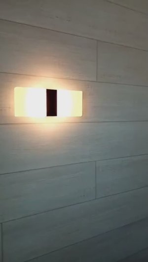 Монтаж ламината Juteks (Ютекс) на стену, обеденная зона..mp4