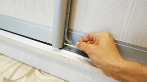 Как отрегулировать двери шкафа купе