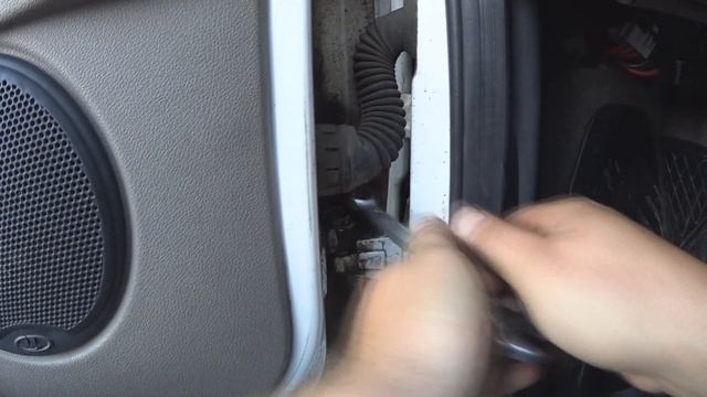 Устраняем люфт дверей на Калине Гранте и Datsune даже после подтяжки смотреть онлайн