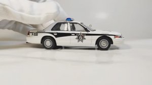 Масштабная модель автомобиля FORD Crown Victoria Полиция Мексики от DeA))