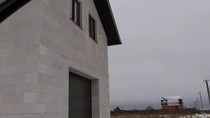 Обзор гаража из газобетона с колёс.