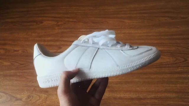 Adidas BW ARMY смотреть онлайн