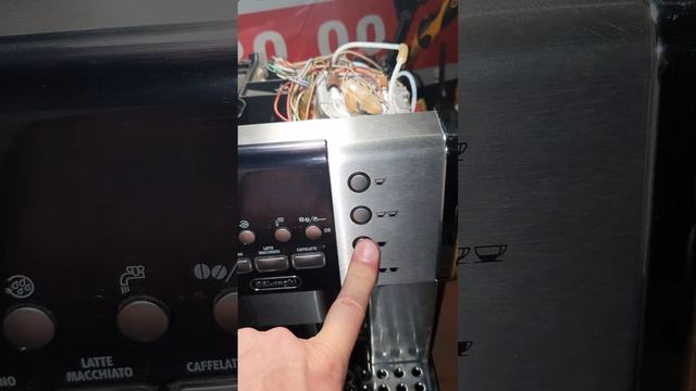 Обзор DeLonghi PrimaDonna ESAM 6600 смотреть онлайн