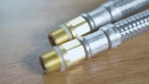 Готовое решение Swedbe Кухонный смеситель и Аквафор Кристалл