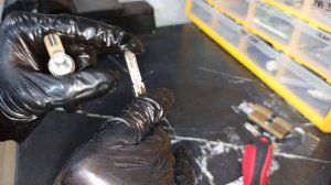 Вскрытие итальянских цилиндров Cisa (Чиза).Разочарован и не понимаю за что платит потребитель.