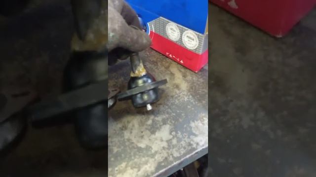 Замена шаровых ВАЗ 2107 и чем они отличаются! смотреть онлайн