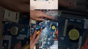Packard bell q5wtc. La-7912p rev 1.0. не включается, не реагирует на кнопку.