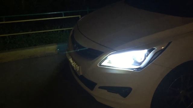 Обзор и мнение о модулях Optima Premium Be-Led 5100K на Hyundai Solaris смотреть онлайн