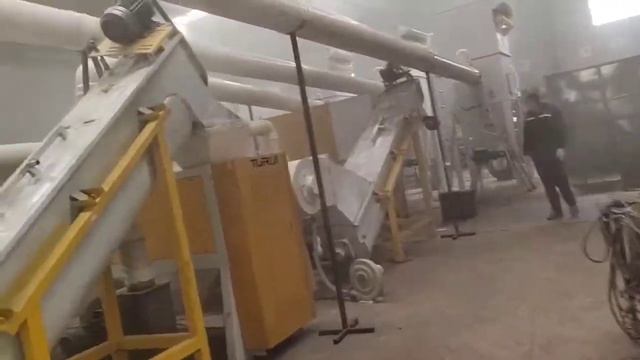 Waste woven bags are turned into treasure/The reuse of woven bags waste смотреть онлайн