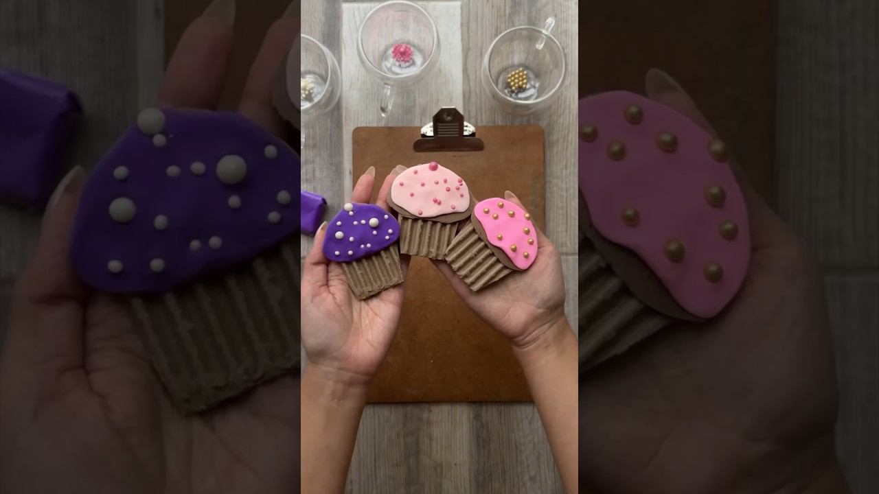 Печем аппетитные кексики из картона!