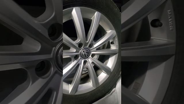 Диски Tiguan R17 Merano, Nokian Hakkapeliitta 215/65 R17