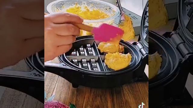 морковные и ореховые вафельки